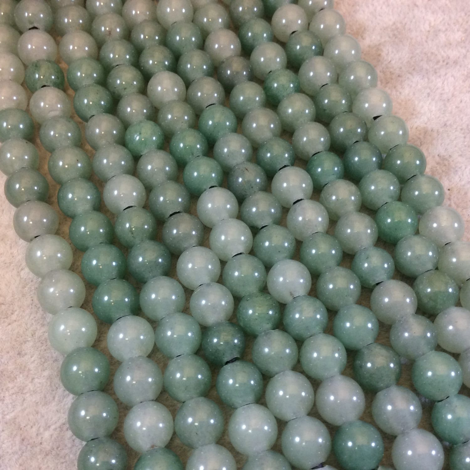 8mm Natural Green Aventurine Smooth Finish Round/Ball Shaped Beads with 2.5mm Holes - 7.75" Strand (Approx. 25 Beads) - LARGE HOLE BEADS