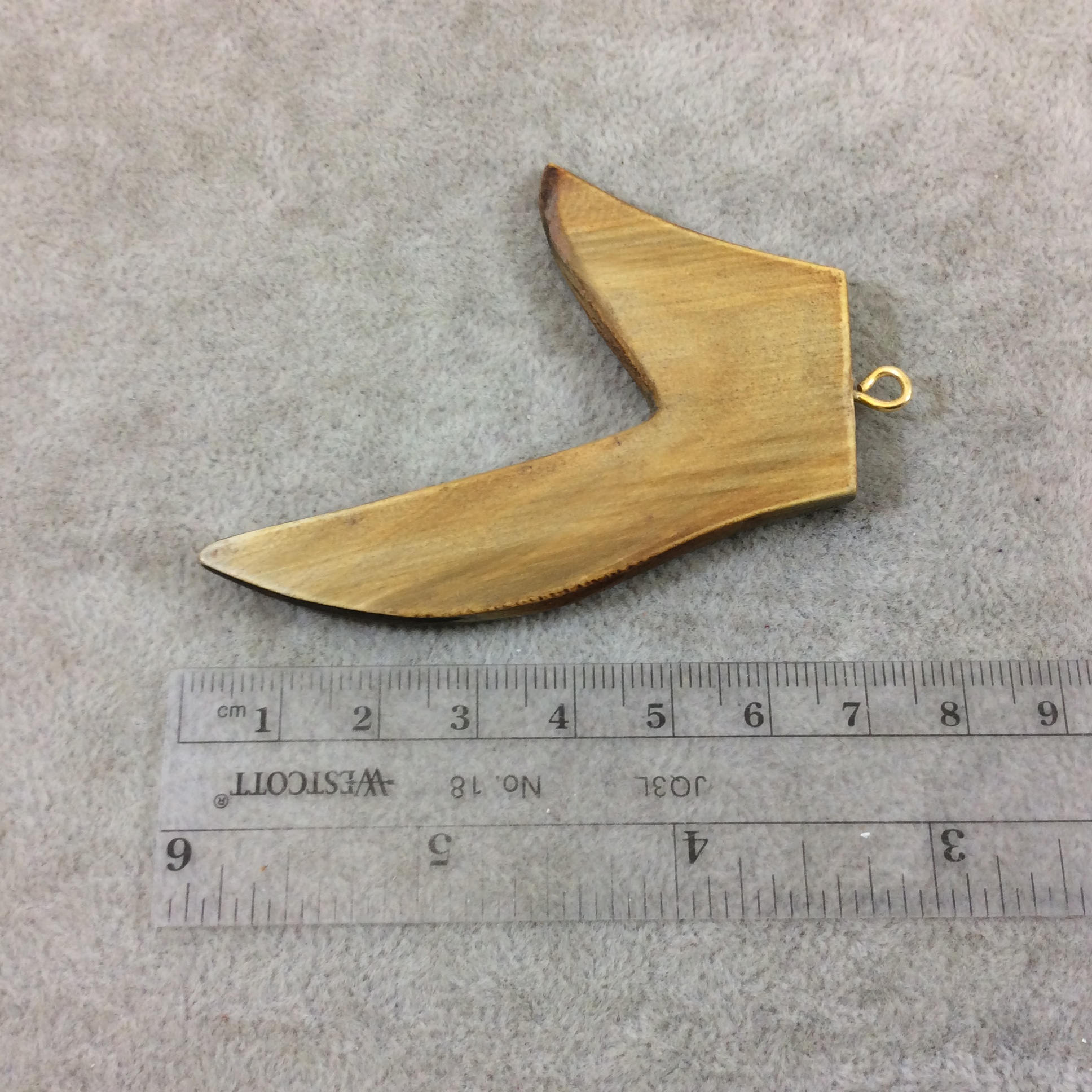 2.75" Light/Medium Brown Flat Long Antler Shape Natural Wooden Pendant with Gold Plated Ring - Measuring 56mm x 70mm, Approx. - (TR275LMFWA)