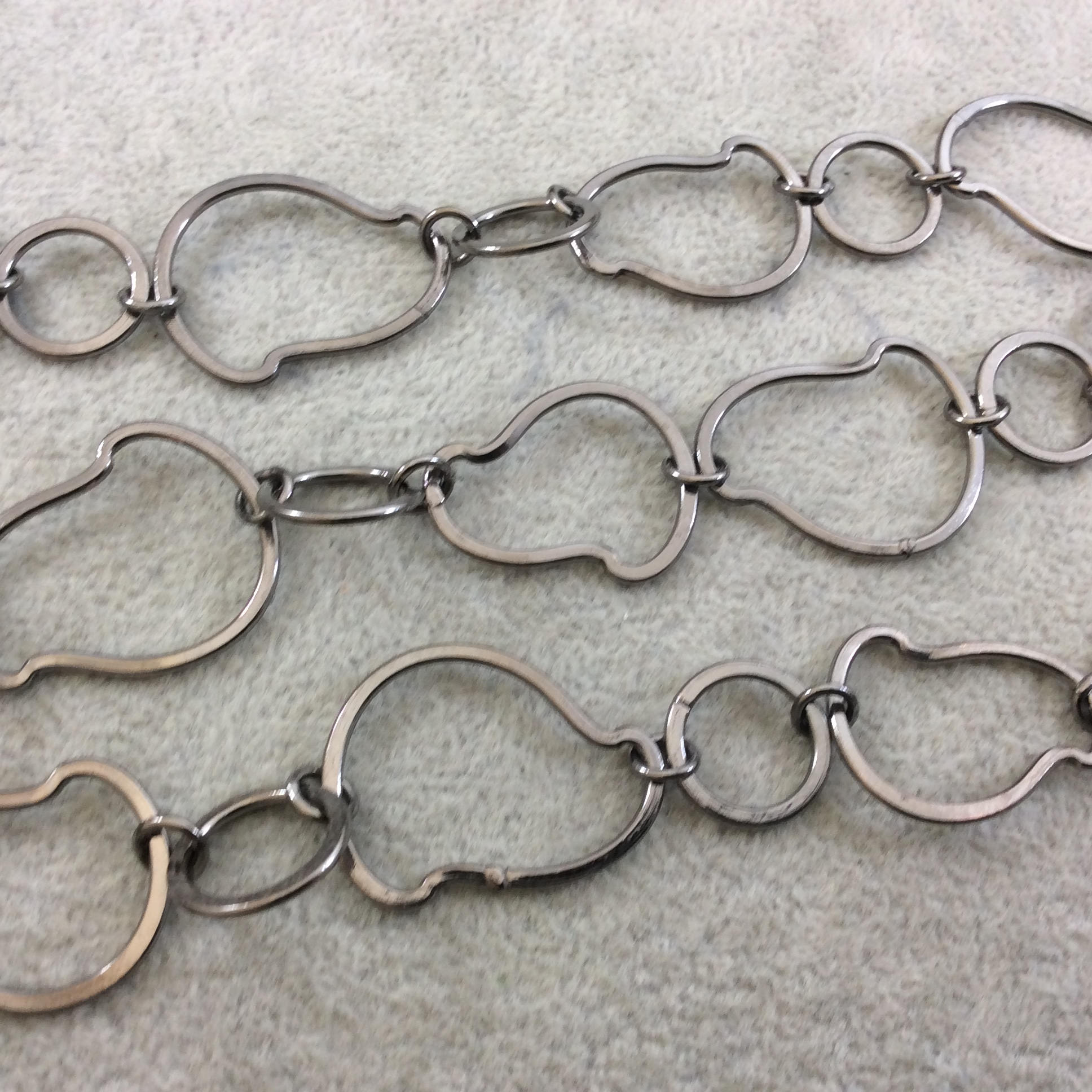 Gunmetal Plated Copper Alternating Freeform Link Chain - 20mm x 30mm Freeform Links With 14mm Circles - Sold By the Foot