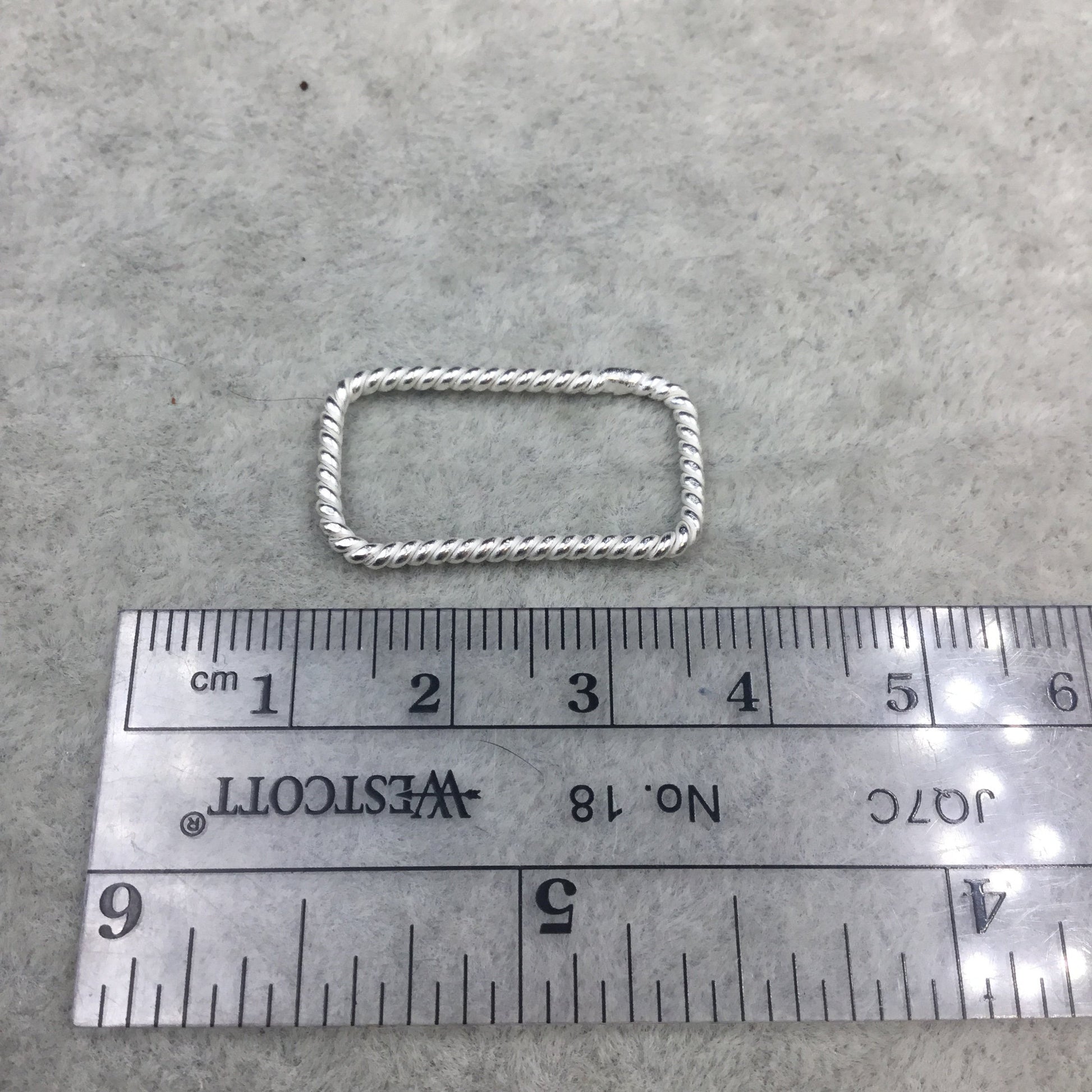 15mm x 25mm Silver Finish Open Twisted Wire Rectangle Shaped Plated Copper Components - Sold in Pre-Counted Bulk Packs of 10- (463-SV)